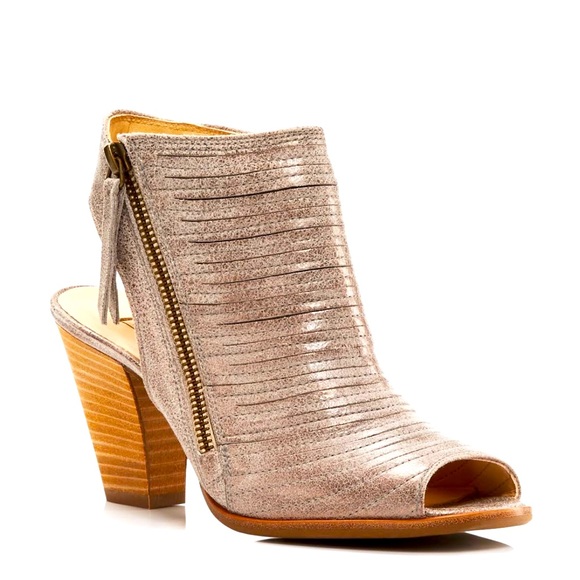 Paul Green Shoes - Paul green cayanne peep toe leather sandals 8